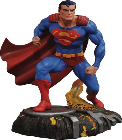 Diamond Dc Gallery Superman Comic PVC Statue - APR182181