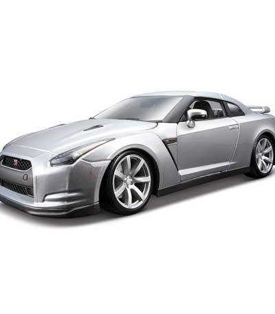 Bburago Nissan GT-R (R35) 1/18 Silver 18/12079